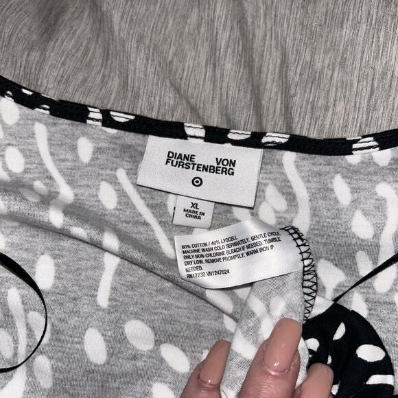 DVF Diane Von Furstenberg x Target Black Sea Spots Long Sleeve Wrap Dress XL - Picture 8 of 8